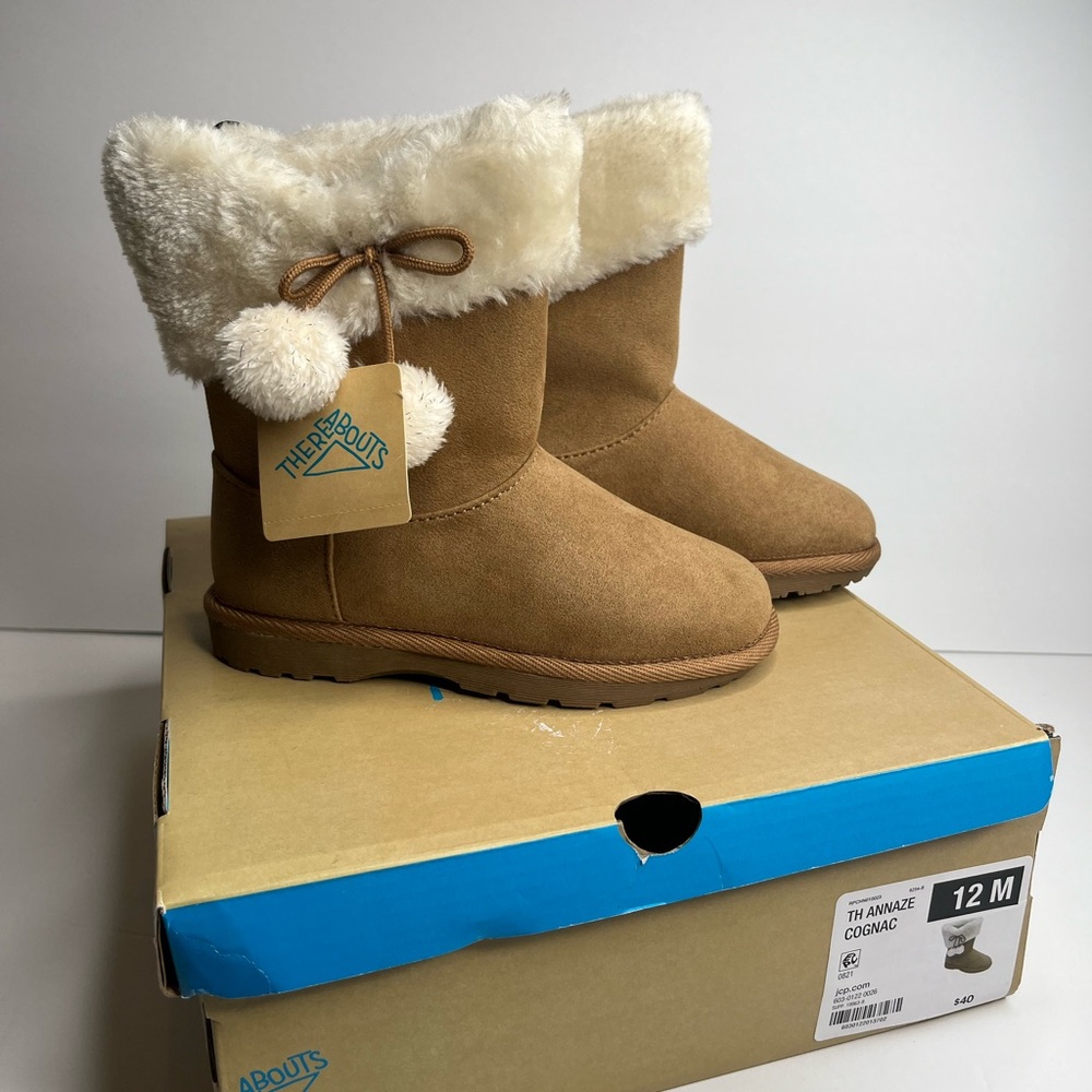 NWT- Therabouts Tan Faux Fur Boots